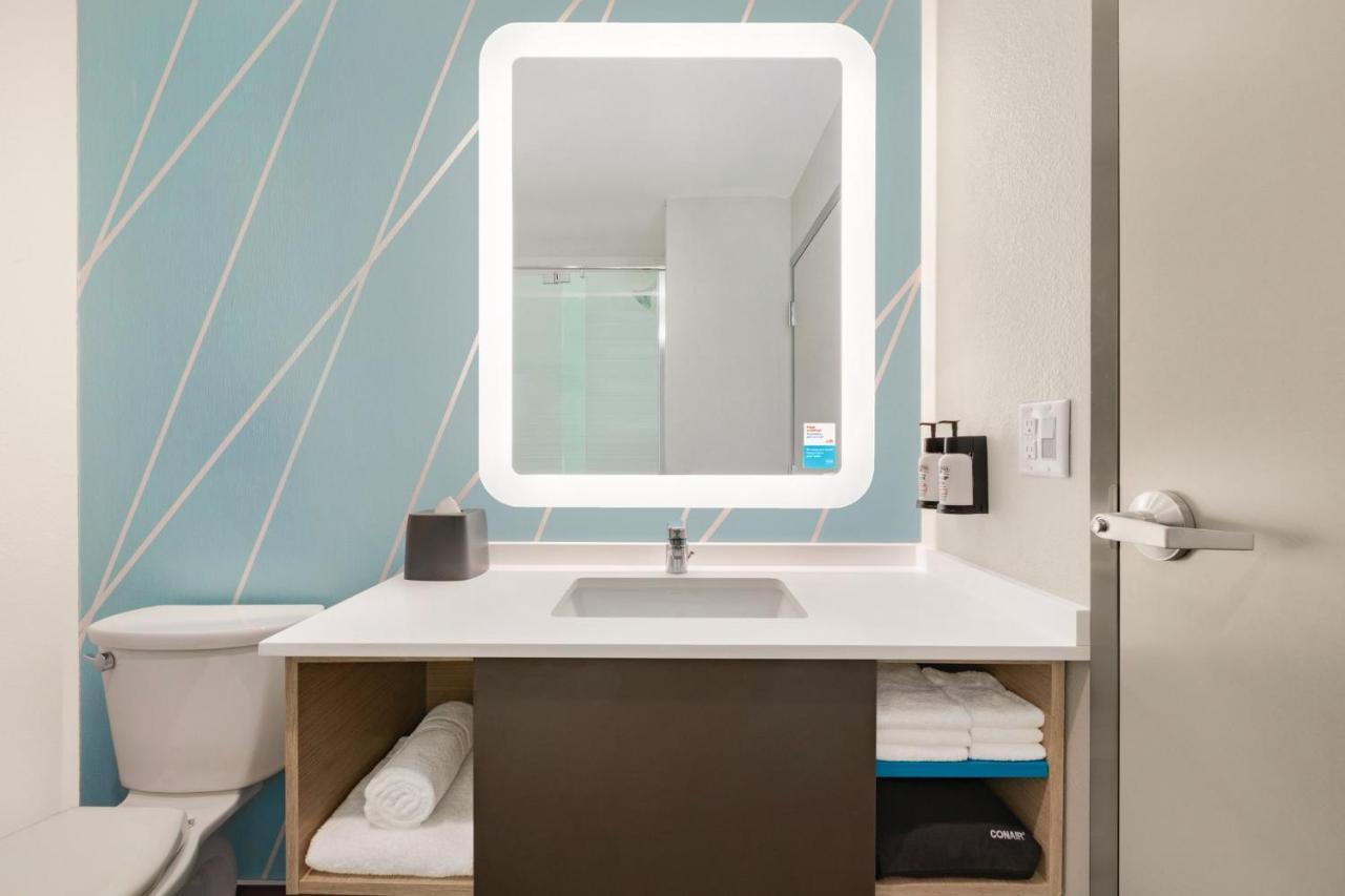 Avid Hotels Elkhart North By Ihg Esterno foto